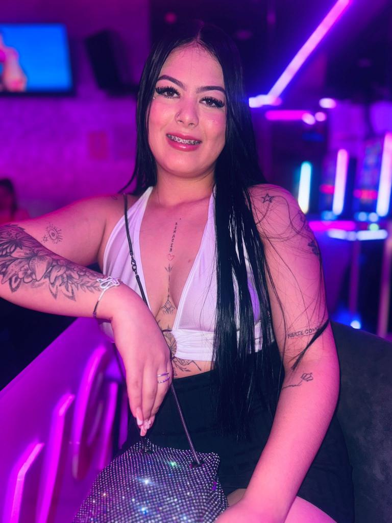 604121409: Chica busca chico en Pontevedra