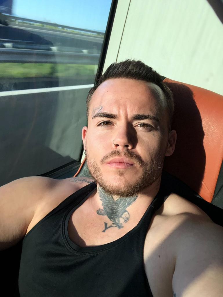 651783112: Transexual en Madrid