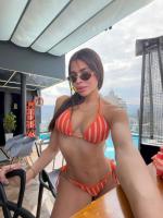 643284725: Chica busca chico en Ibiza