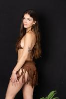 667789455: Chica busca chico en Ibiza