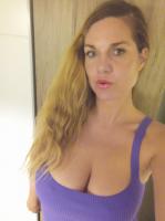 677672257: Chica busca chico en Tenerife