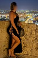 745071296: Chica busca chico en Madrid