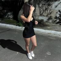 664842039: Chica busca chico en Madrid