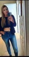 654069709: Chica busca chico en Pontevedra