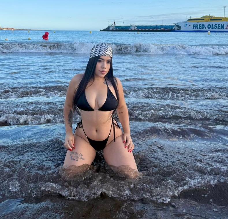 Chica busca chico en Tenerife: 