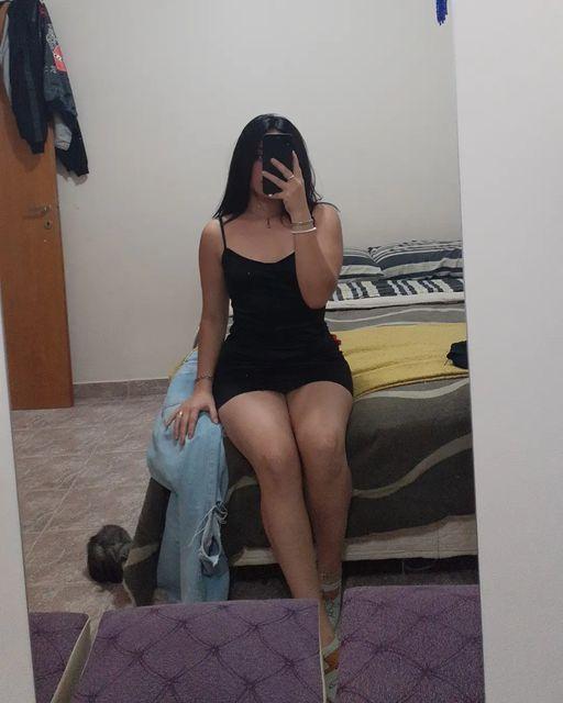 664842039: Chica busca chico en Madrid