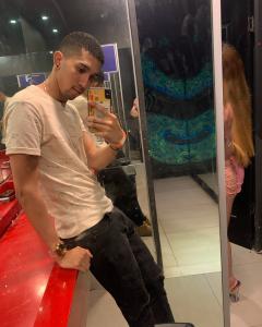 632458727: Chico busca chica en Madrid