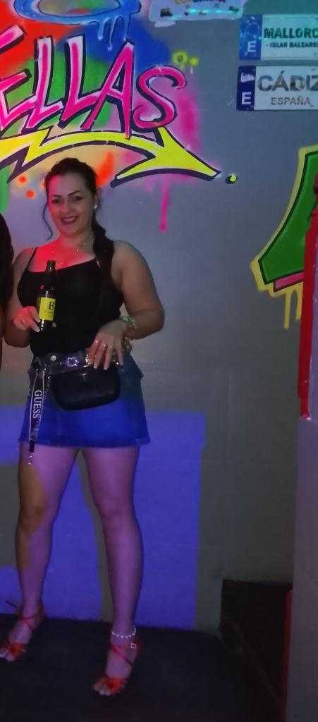 639668235: Chica busca chico en La Rioja