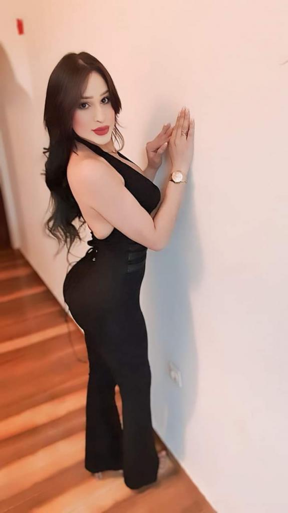 610477739: Travesti en Cádiz