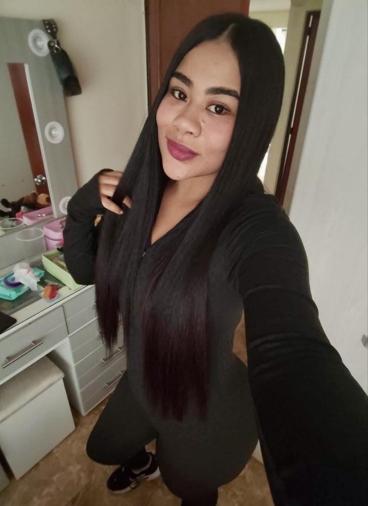 671783965: Chica busca chico en Barcelona
