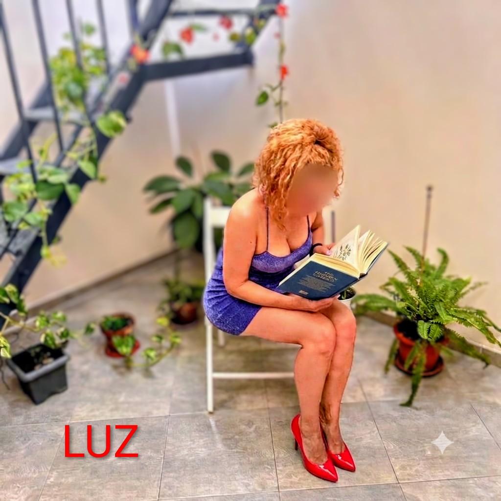 Chica busca chico en Sevilla: 