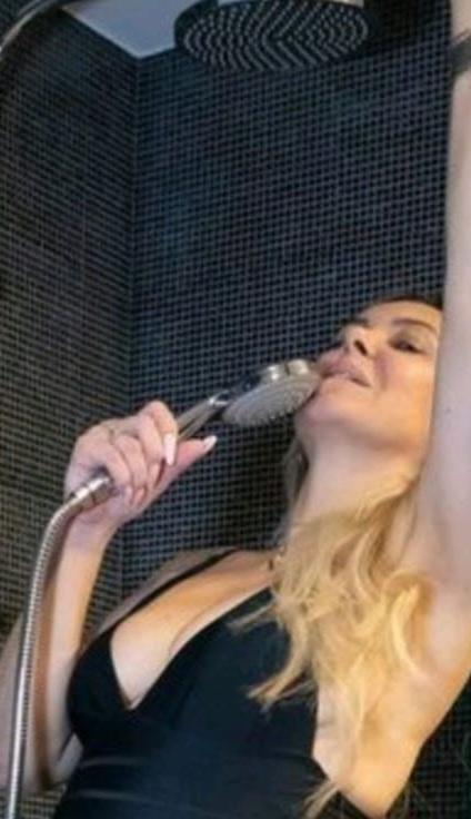 632752177: Chica busca chico en Granada