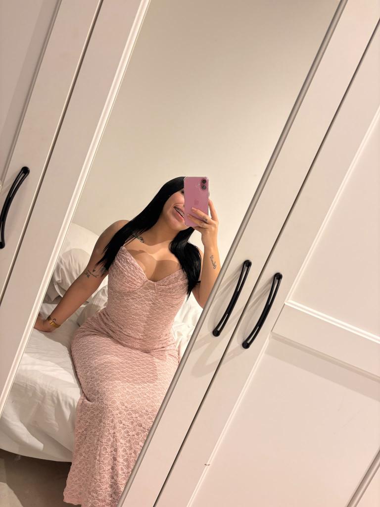 674679757: Chica busca chico en Málaga