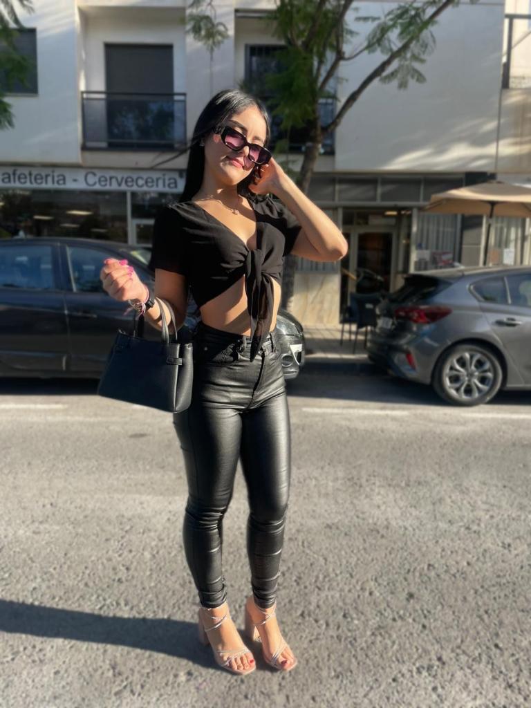 Chica busca chico en Alicante: 