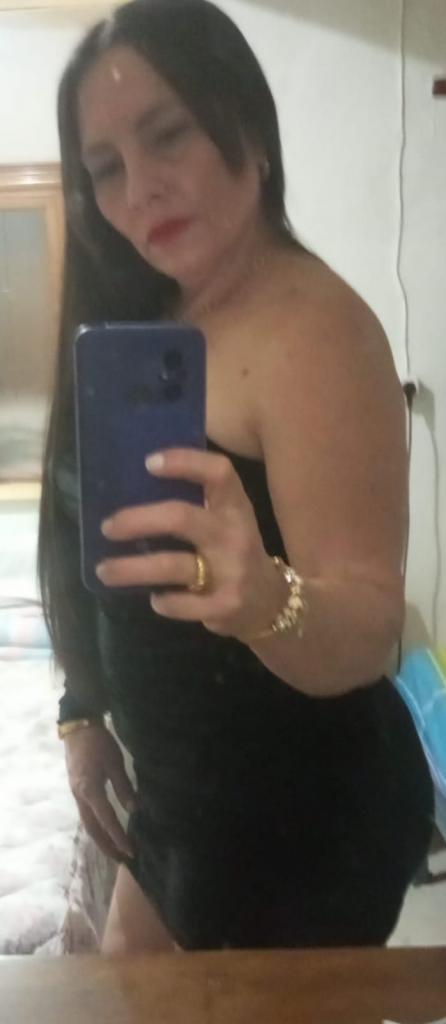 626971483: Chica busca chico en Huelva