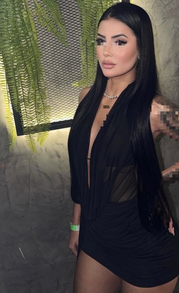 670570917: Chica busca chico en Albacete