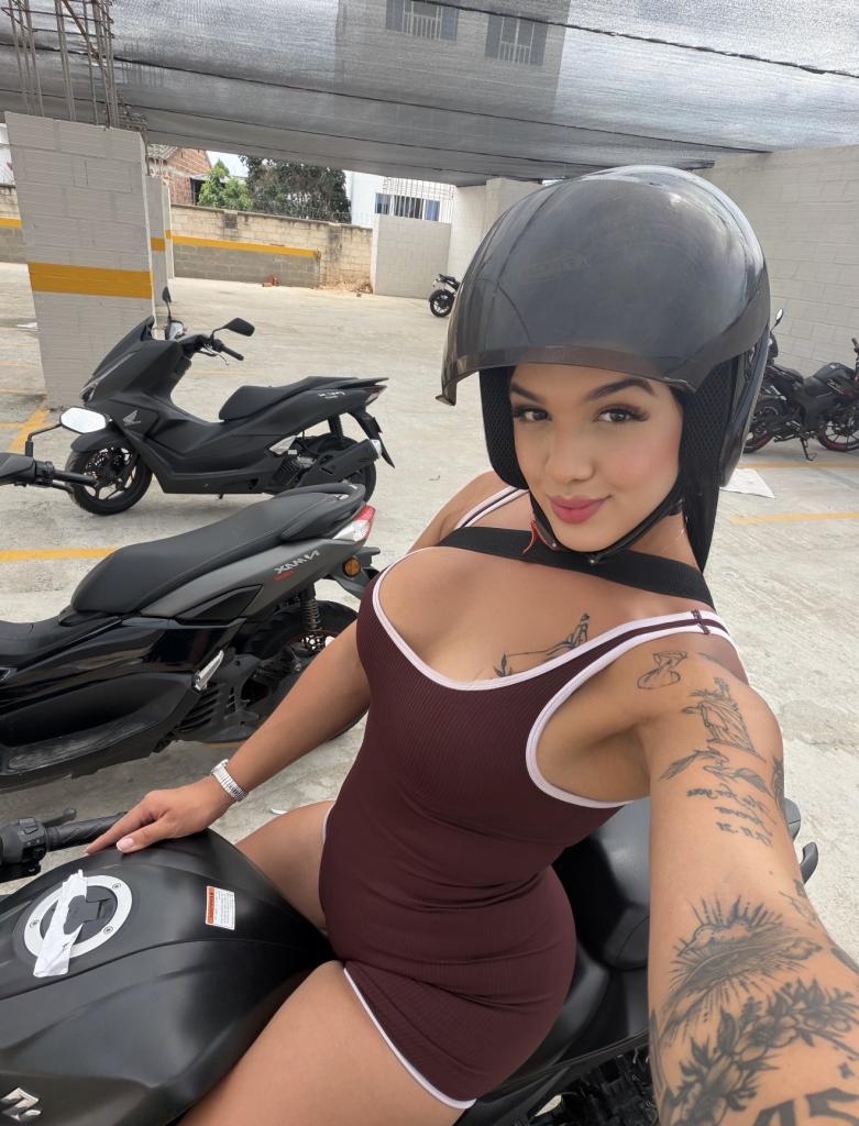 677725595: Transexual en Alicante