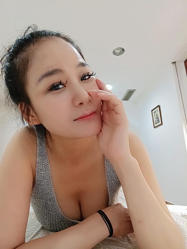 Chica busca chico en Castellón: 