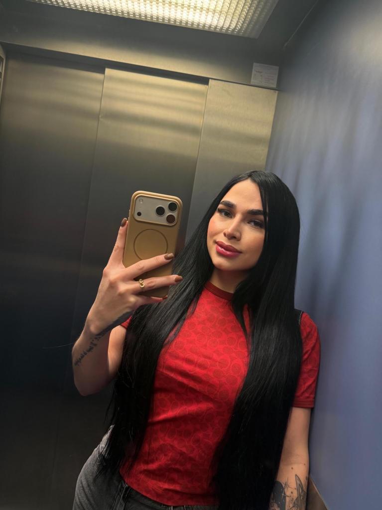 Chica busca chico en Sevilla: 