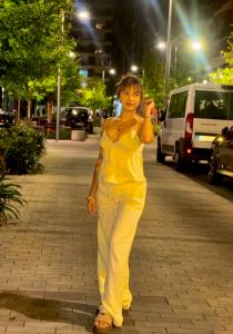 612282045: Chica busca chico en Valencia