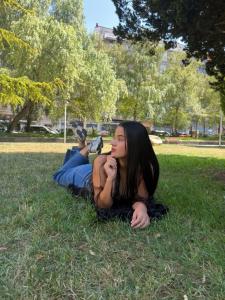 643152209: Chica busca chico en La Coruña