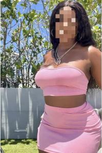 647356773: Chica busca chico en Murcia
