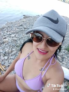 611257834: Chica busca chico en La Coruña