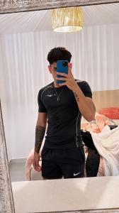 603954131: Chico busca chica en Málaga