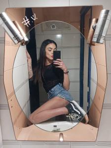 672561502: Chica busca chico en Cantabria