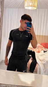 603954131: Chico busca chica en Málaga