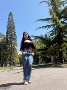 643152209: Chica busca chico en La Coruña