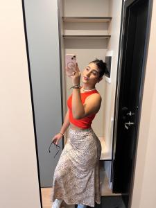 743043493: Chica busca chico en Madrid