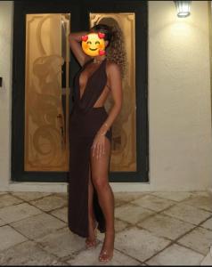 641569870: Chica busca chico en Lérida