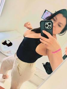 613643839: Chica busca chico en Orense