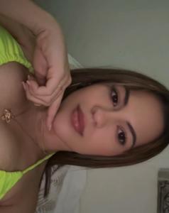 612282045: Chica busca chico en Valencia