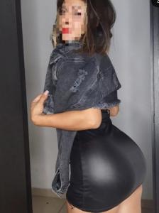 631335602: Chica busca chico en Tarragona