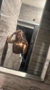 612282045: Chica busca chico en Valencia