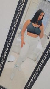 614058477: Chica busca chico en Madrid