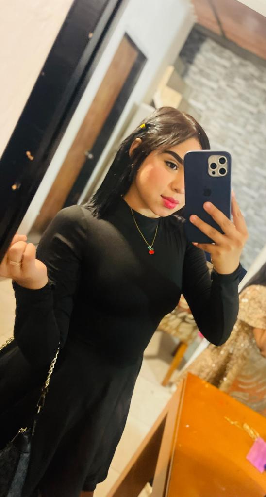 614579814: Chica busca chico en Málaga