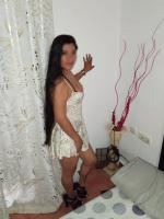613582111: Chica busca chico en Alicante