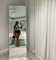 671785254: Chica busca chico en Barcelona