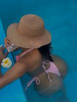 631486868: Chica busca chico en Barcelona