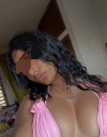 631486868: Chica busca chico en Barcelona