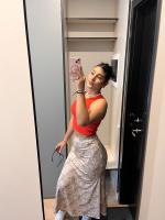 743043493: Chica busca chico en Madrid