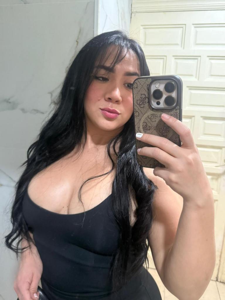 Chica busca chico en Almería: 