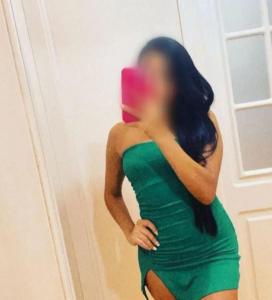Chica busca chico en Huelva: 