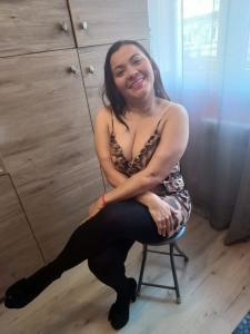 Chica busca chico en Asturias: 