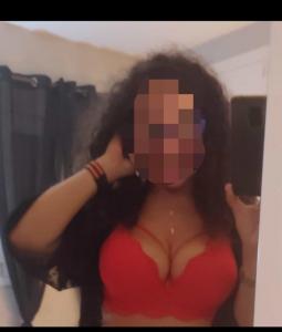 Chica busca chico en Cádiz: 