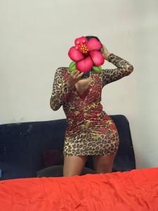 631054888: Chica busca chico en Barcelona