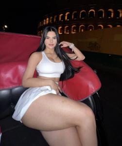 637745428: Chica busca chico en Huesca